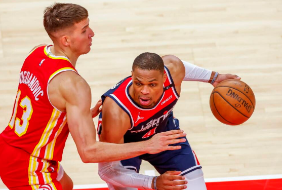 13日NBA纪录:哈登9年来首次替补 尼克斯8年首进季后赛 13日NBA纪录:哈登9年来首次替补 尼克斯8年首进季后赛