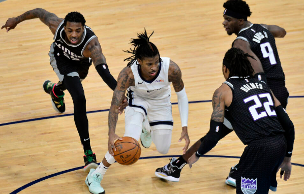 灰熊116-110战胜国王 莫兰特12+7+8狄龙30分 灰熊116-110战胜国王 莫兰特12+7+8狄龙30分