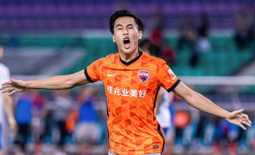 中超-2次追平!深圳2-2战平山东泰山 费莱尼戴伟浚各2球 中超-2次追平!深圳2-2战平山东泰山 费莱尼戴伟浚各2球