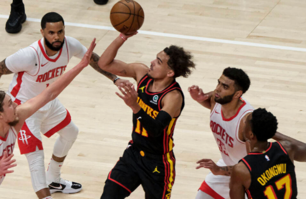 老鹰124-95大胜火箭迎4连胜 特雷-杨10+9奥孔武两双 老鹰124-95大胜火箭迎4连胜 特雷-杨10+9奥孔武两双