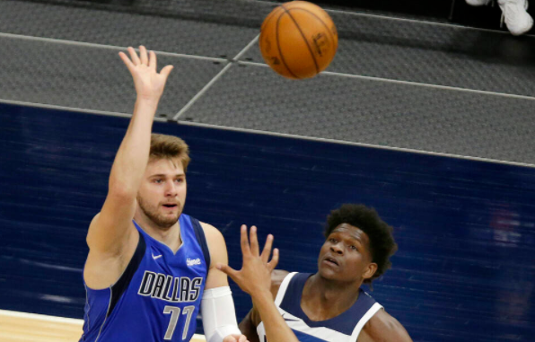 森林狼136-121擒独行侠胜利收官 爱德华兹30分 森林狼136-121擒独行侠胜利收官 爱德华兹30分