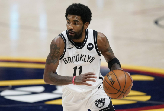 17日NBA收官纪录:爵士队史首次常规赛冠军 詹皇第17季场均25+ 17日NBA收官纪录:爵士队史首次常规赛冠军 詹皇第17季场均25+