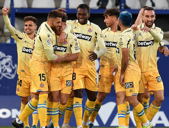 西乙-西班牙人4-1击败蓬费拉迪纳 武磊缺阵迪马塔2射1传 西乙-西班牙人4-1击败蓬费拉迪纳 武磊缺阵迪马塔2射1传