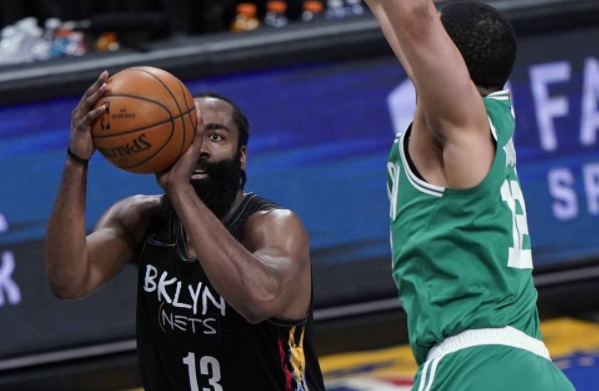 篮网130-108轻取绿军 总分2-0 KD哈登均砍20+塔图姆伤退 篮网130-108轻取绿军 总分2-0 KD哈登均砍20+塔图姆伤退