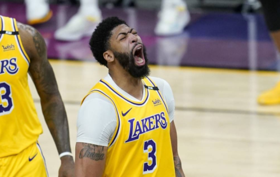 26日NBA纪录:东契奇一神迹历史独有 浓眉季后赛千分里程碑 26日NBA纪录:东契奇一神迹历史独有 浓眉季后赛千分里程碑