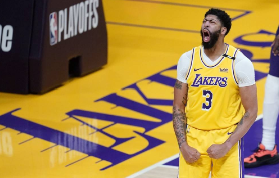 浓眉哥34+11詹姆斯21+9 布克被驱逐 湖人109-95胜太阳2-1 浓眉哥34+11詹姆斯21+9 布克被驱逐 湖人109-95胜太阳2-1