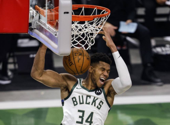 30日NBA前瞻:雄鹿能否4-0零封热火晋级? 76人欲擒奇才冲击赛点 30日NBA前瞻:雄鹿能否4-0零封热火晋级? 76人欲擒奇才冲击赛点