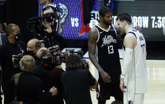 小卡28+10+9东契奇46+7+14 快船抢七126-111淘汰独行侠 小卡28+10+9东契奇46+7+14 快船抢七126-111淘汰独行侠