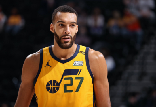 10日NBA纪录:戈贝尔再获DPOY载历史 保罗一战刷爆榜单 10日NBA纪录:戈贝尔再获DPOY载历史 保罗一战刷爆榜单