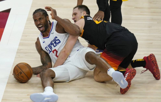 13日NBA前瞻:小卡乔治欲锁死米切尔 快船主场迎来大考验 13日NBA前瞻:小卡乔治欲锁死米切尔 快船主场迎来大考验