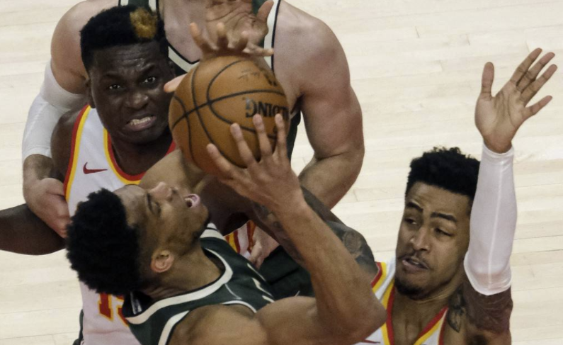 NBA东决赛程出炉:G1将于24日开打 雄鹿主场迎战老鹰 NBA东决赛程出炉:G1将于24日开打 雄鹿主场迎战老鹰