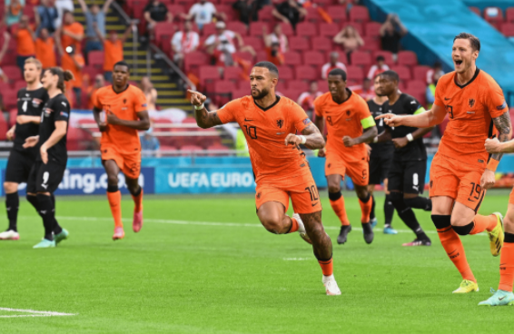 欧洲杯-北马其顿VS荷兰前瞻:郁金香拒轮换 新军荣誉之战 欧洲杯-北马其顿VS荷兰前瞻:郁金香拒轮换 新军荣誉之战