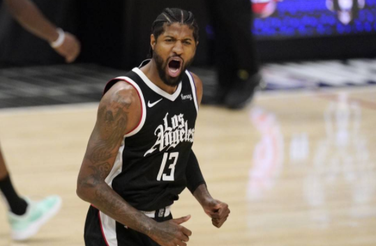 25日NBA纪录:保罗抢断里程碑 快船队史西决首胜 25日NBA纪录:保罗抢断里程碑 快船队史西决首胜