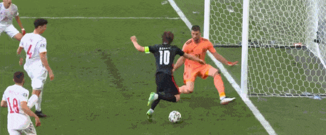 1624906593658640.gif 12.gif