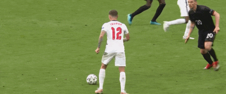 1624990470240573.gif 09.gif