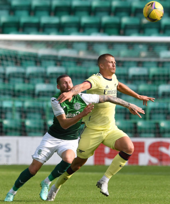 热身赛-阿森纳1-2不敌希伯尼安 门将低级失误佩佩失点 热身赛-阿森纳1-2不敌希伯尼安 门将低级失误佩佩失点