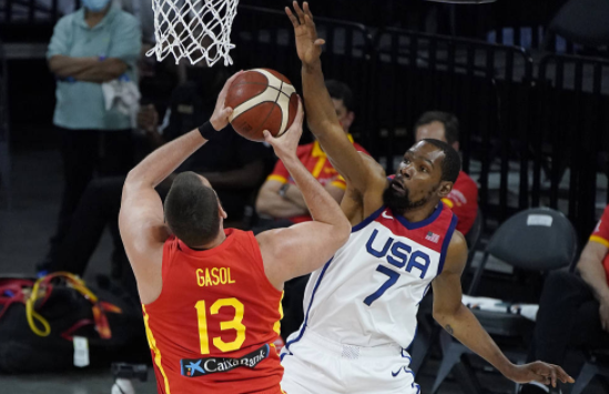 美国83-76胜西班牙结束奥运热身 杜兰特14分利拉德19+4+6 美国83-76胜西班牙结束奥运热身 杜兰特14分利拉德19+4+6