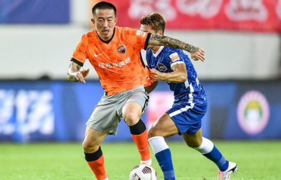 中超-深圳0-0闷平河南保持5轮不败 多拉多伤退 中超-深圳0-0闷平河南保持5轮不败 多拉多伤退