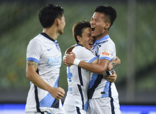 中超-大连人3-1双杀津门虎 陶强龙博阿滕林良铭建功 中超-大连人3-1双杀津门虎 陶强龙博阿滕林良铭建功