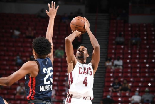 鹈鹕87-74力克骑士取3连胜 刘易斯22分 莫布里8+11 鹈鹕87-74力克骑士取3连胜 刘易斯22分 莫布里8+11