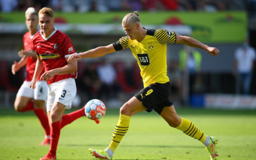 德甲-多特1-2弗赖堡遭遇两连败 哈兰德哑火贝林厄姆中柱 德甲-多特1-2弗赖堡遭遇两连败 哈兰德哑火贝林厄姆中柱