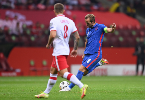 世预赛-英格兰1-1波兰 凯恩世界波莱万送绝平助攻 世预赛-英格兰1-1波兰 凯恩世界波莱万送绝平助攻