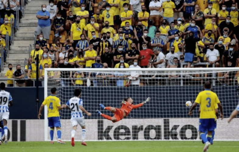 比赛日:奥萨苏纳1-4瓦伦西亚 热那亚3-2卡利亚里 比赛日:奥萨苏纳1-4瓦伦西亚 热那亚3-2卡利亚里