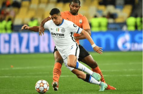 欧冠-国米0-0闷平矿工两轮不胜 巴雷拉中框哲科失良机 欧冠-国米0-0闷平矿工两轮不胜 巴雷拉中框哲科失良机