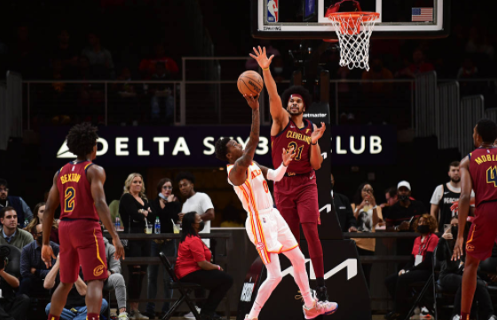 塞克斯顿19+6雷迪什20分 老鹰96-99不敌骑士季前赛两连败 塞克斯顿19+6雷迪什20分 老鹰96-99不敌骑士季前赛两连败