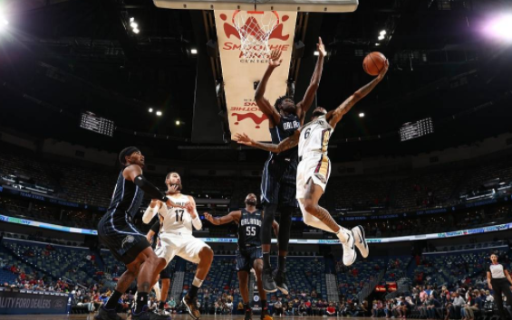 新秀墨菲20分小卡特13+11 鹈鹕18记三分以104-86擒魔术 新秀墨菲20分小卡特13+11 鹈鹕18记三分以104-86擒魔术