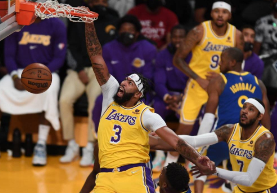 湖人99-111不敌勇士遭遇5连败 普尔18+5詹姆斯17+6浓眉20+6 湖人99-111不敌勇士遭遇5连败 普尔18+5詹姆斯17+6浓眉20+6