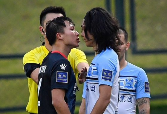 足协杯-成都点球战6-5淘汰广州城 门将扑2点+点射 足协杯-成都点球战6-5淘汰广州城 门将扑2点+点射