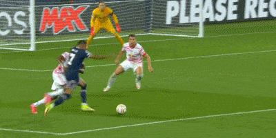 1634679243186691.gif 05.gif