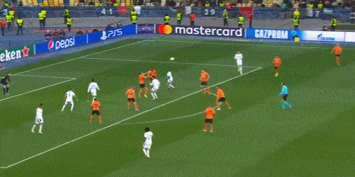 1634680452871887.gif 05.gif