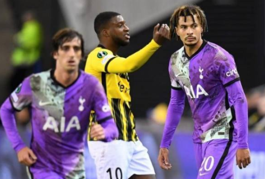 欧会杯-热刺客场0-1维特斯 希尔中横梁维特克破门 欧会杯-热刺客场0-1维特斯 希尔中横梁维特克破门