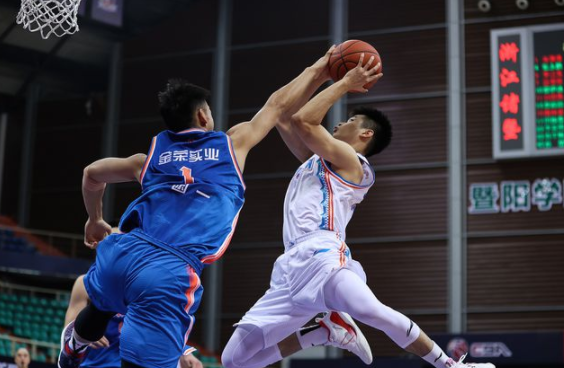 CBA-四川101-80大胜福建 韩硕14+9+11陈林坚空砍28分 CBA-四川101-80大胜福建 韩硕14+9+11陈林坚空砍28分