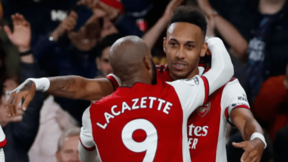 英超-阿森纳3-1阿斯顿维拉 托马斯处子球奥巴梅扬传射建功 英超-阿森纳3-1阿斯顿维拉 托马斯处子球奥巴梅扬传射建功