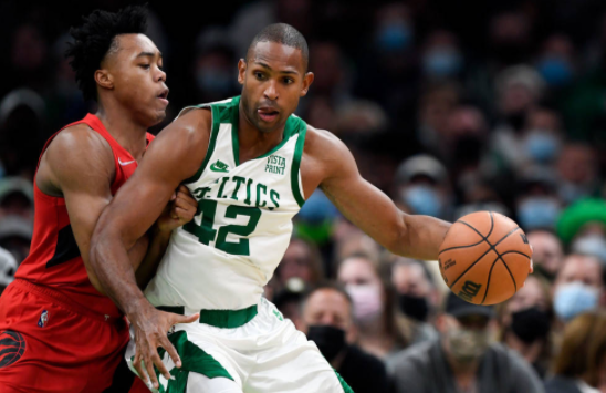 塔图姆18分霍福德复出11+11 绿军83-115不敌猛龙遭遇2连败 塔图姆18分霍福德复出11+11 绿军83-115不敌猛龙遭遇2连败