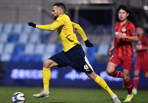 足协杯-河南1-1四川 伊沃凌空抽射破门南小亨建功 足协杯-河南1-1四川 伊沃凌空抽射破门南小亨建功