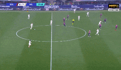 1635026365389698.gif 02.gif