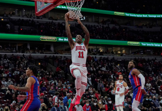 德罗赞21+6+6拉文14分 公牛六人得分上双以97-82轻取活塞 德罗赞21+6+6拉文14分 公牛六人得分上双以97-82轻取活塞