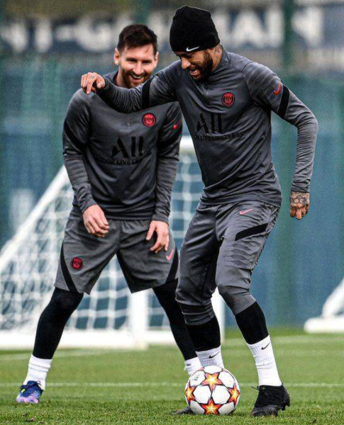 法甲-巴黎前瞻:内马尔或伤愈复出 梅西冲法甲生涯首球 法甲-巴黎前瞻:内马尔或伤愈复出 梅西冲法甲生涯首球