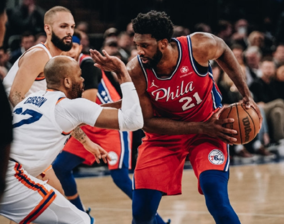 兰德尔16+11 尼克斯16记三分主场112-99擒76人 兰德尔16+11 尼克斯16记三分主场112-99擒76人