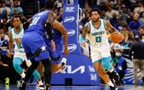 黄蜂120-111擒下魔术避免两连败 海沃德布里奇斯合砍55分 黄蜂120-111擒下魔术避免两连败 海沃德布里奇斯合砍55分