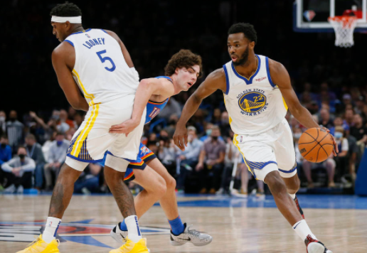 29日NBA前瞻:尼克斯公牛东部新贵对决 勇士盼取五连胜 29日NBA前瞻:尼克斯公牛东部新贵对决 勇士盼取五连胜