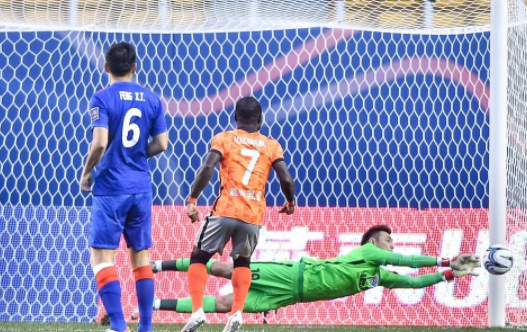 足协杯-曾诚屡献神扑 上海申花0-0深圳总比分1-0晋级4强 足协杯-曾诚屡献神扑 上海申花0-0深圳总比分1-0晋级4强