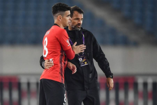 足协杯-上海海港0-0大连人总分3-0晋级四强 于海失良机奥斯卡复出 足协杯-上海海港0-0大连人总分3-0晋级四强 于海失良机奥斯卡复出