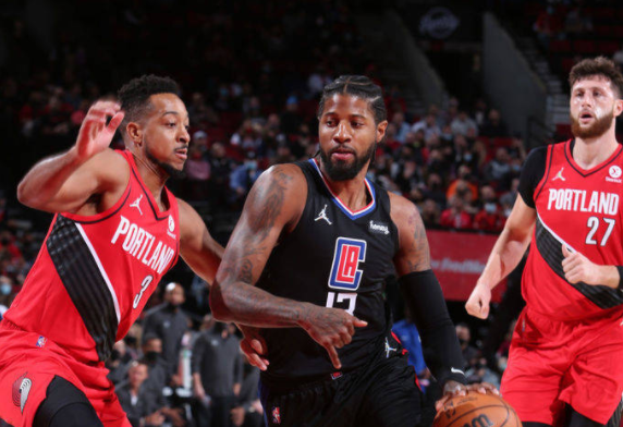 开拓者主场111-92擒快船喜迎2连胜 利拉德25分乔治42+8 开拓者主场111-92擒快船喜迎2连胜 利拉德25分乔治42+8