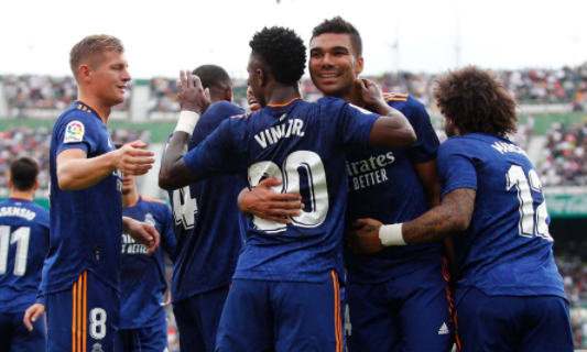 西甲-皇马2-1十人埃尔切 维尼修斯梅开二度卡塞米罗致命失误 西甲-皇马2-1十人埃尔切 维尼修斯梅开二度卡塞米罗致命失误