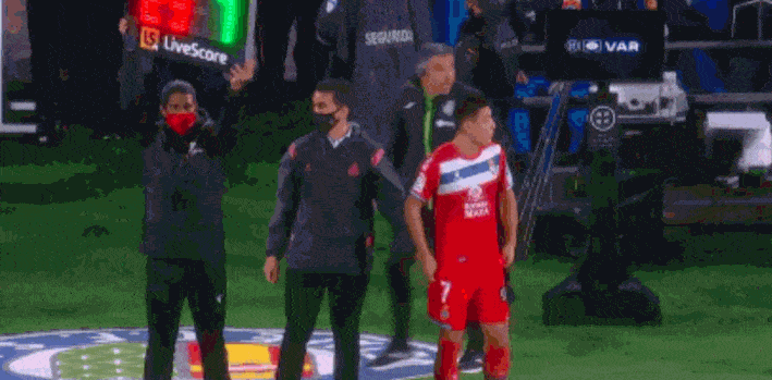 1635709908186413.gif 5.gif